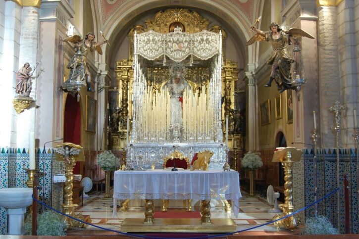 Paso Altar Virgen de la Paz