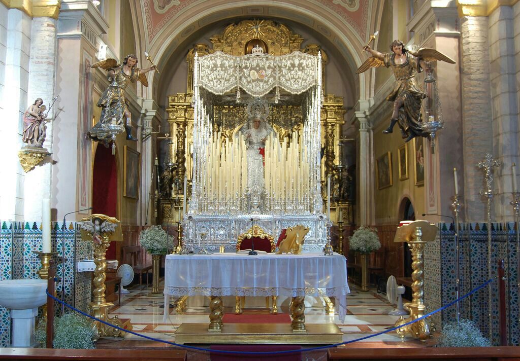 Paso Altar Virgen de la Paz